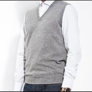 J. Crew Factory gray 100% cotton V-neck sweater vest size XL